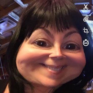 Meet your Posher, Elena